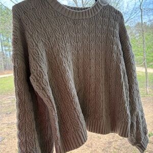 Cozy Cable Knit Sweater - Green